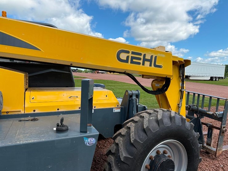 2015-gehl-rs6-42-image-18