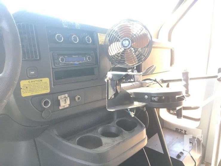 2010-chevrolet-express-56500-image-7