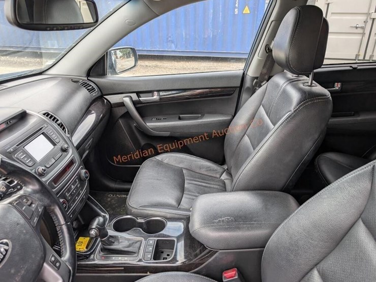 2014-kia-sorento-image-18