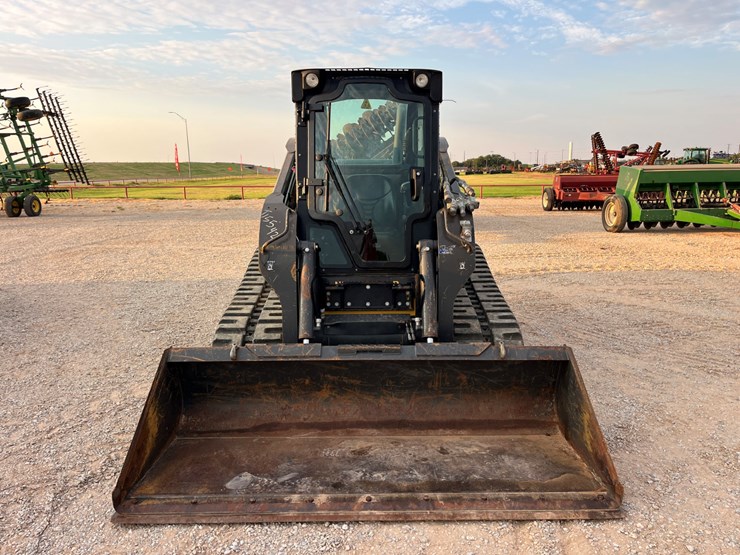2015-new-holland-c238-image-4