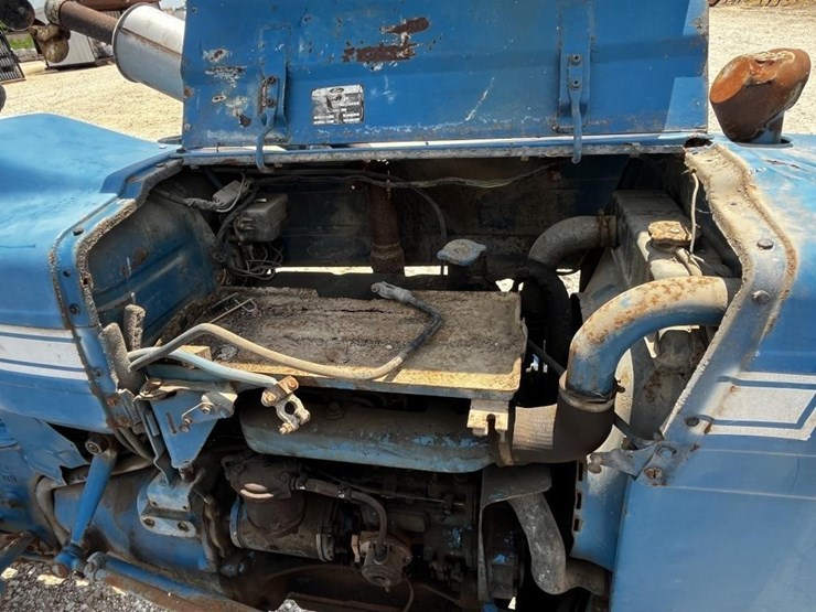 ford-3000-image-13