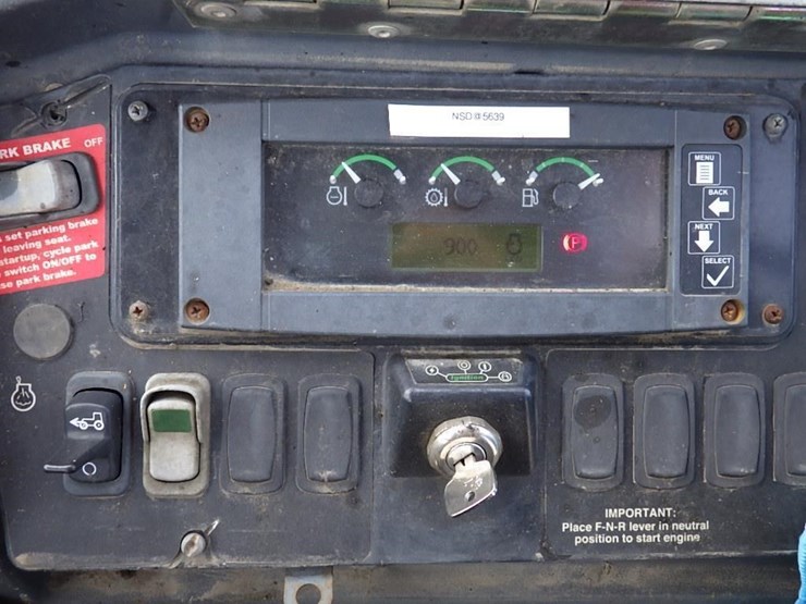 2006-deere-710g-image-35