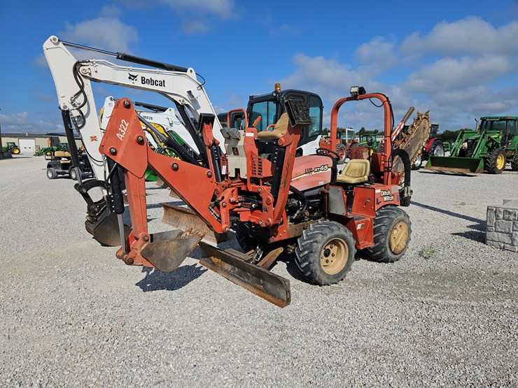 2014-ditch-witch-rt45-image-1