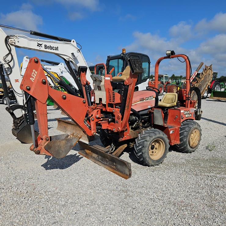 2014 DITCH WITCH RT45