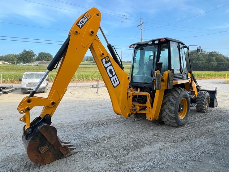 2022-jcb-3cx-image-6