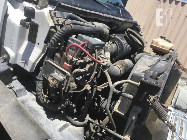 2004-gmc-topkick-c7500-image-9