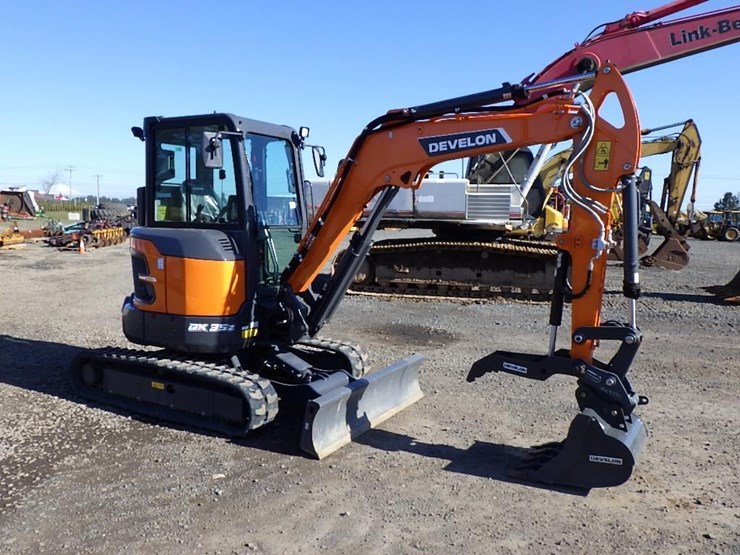 2024-doosan-dx35z-image-2