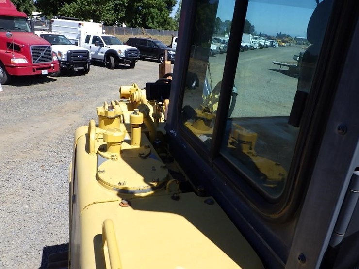 2007-komatsu-d155ax-6-image-40