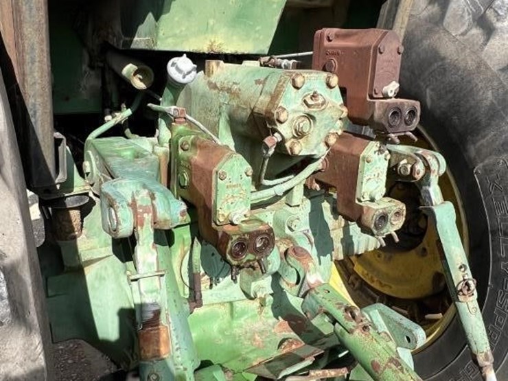 john-deere-4640-image-14