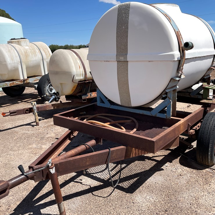 #9134 • 500-Gallon Fertilizer Tank