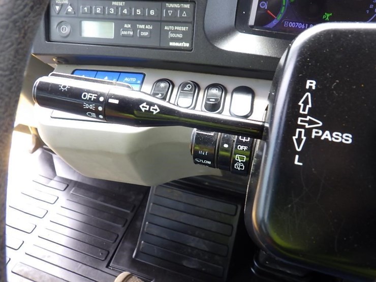 2016-komatsu-hm400-5-image-38