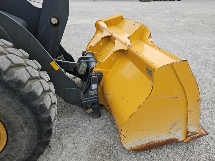 2021-deere-524p-image-25