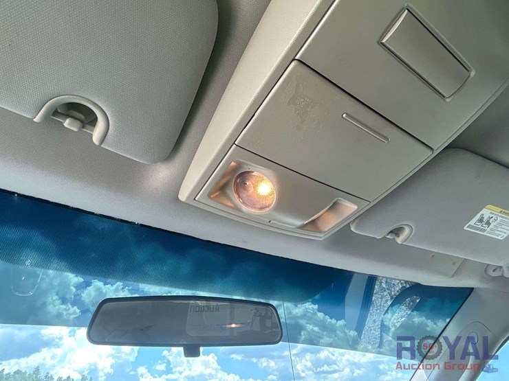 2014-dodge-grand-caravan-se-image-18