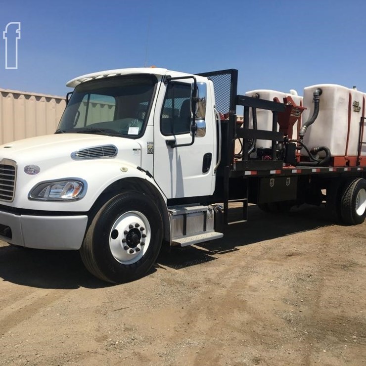 2017 FREIGHTLINER BUSINESS CLASS M2 106