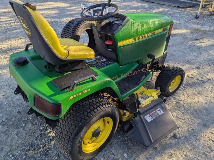 john-deere-425-image-4