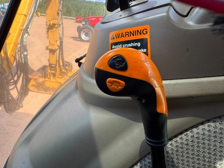 2017-john-deere-6120e-image-58