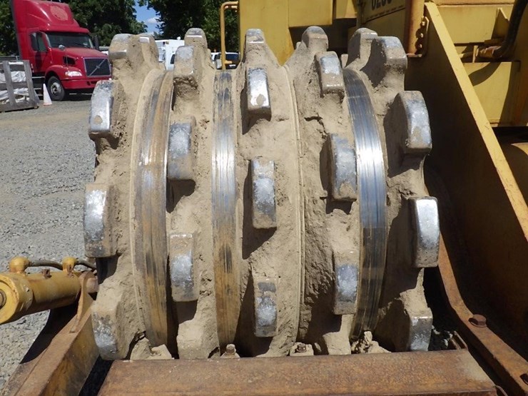 1986-caterpillar-825c-image-53