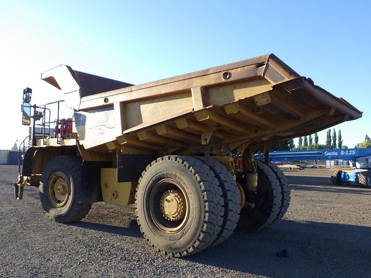 2011-caterpillar-770-image-7