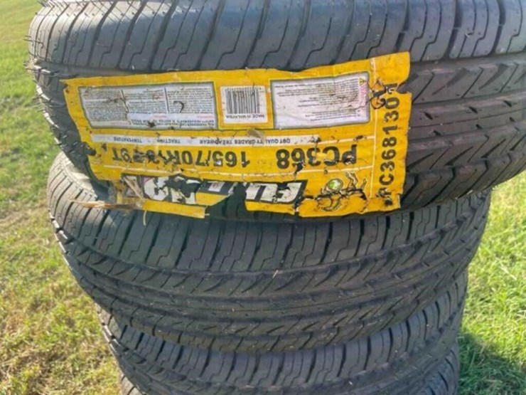 4--new-165-70r13-tires-image-1