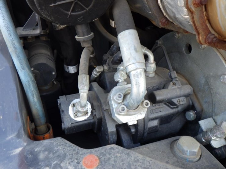2021-doosan-dx85r-3-image-53