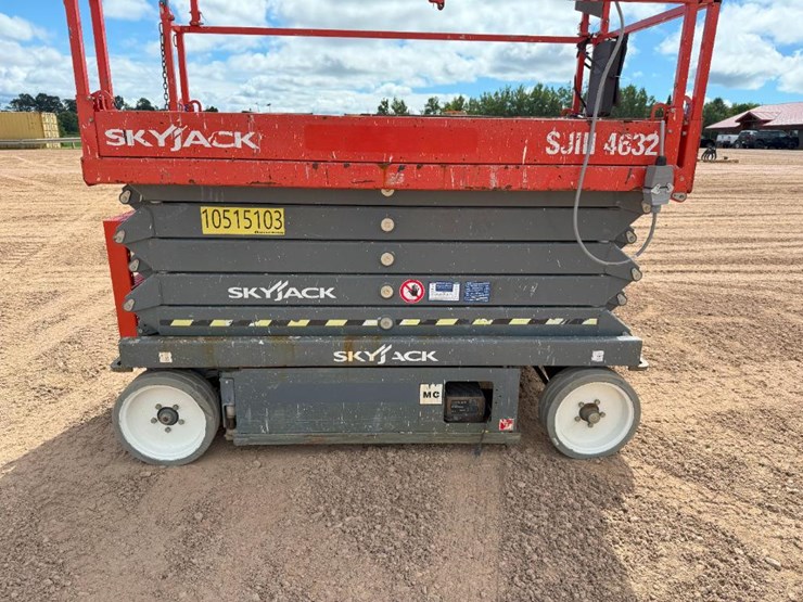 2016-skyjack-sjiii4632-image-15