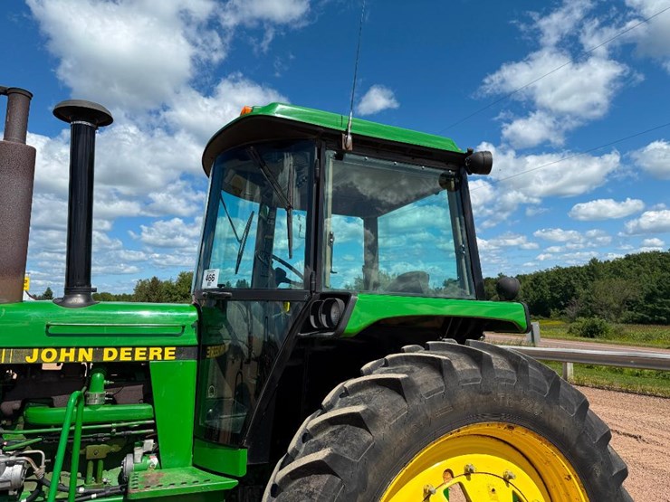 1990-john-deere-4055-image-17