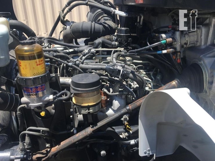 2018-hino-268a-image-8