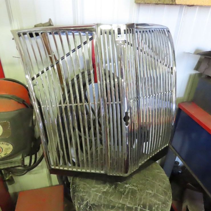 Bob Drake Reproduction 1939/40 Ford Grill and headlight Bezels
