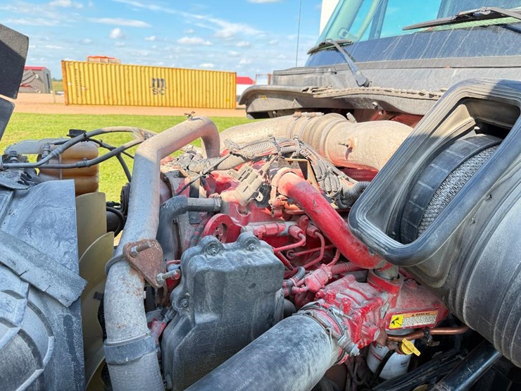 2015-international-prostar-image-44