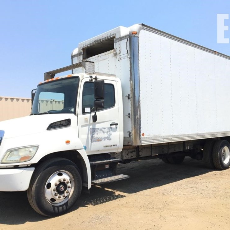 2013 HINO 338
