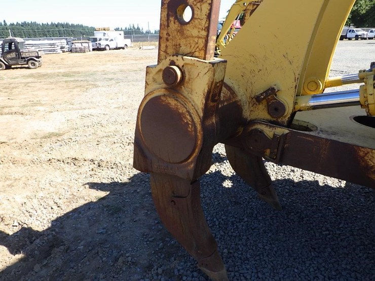 2004-komatsu-d275ax-5-image-27