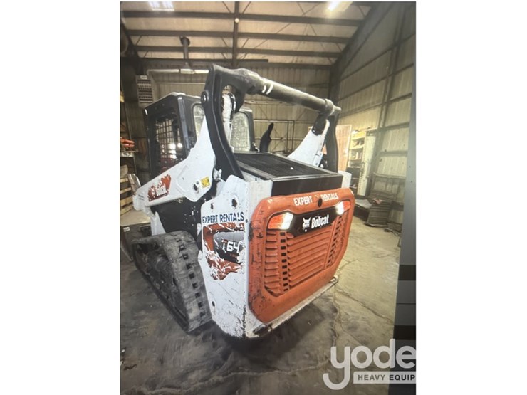 2021-bobcat-t64-image-4