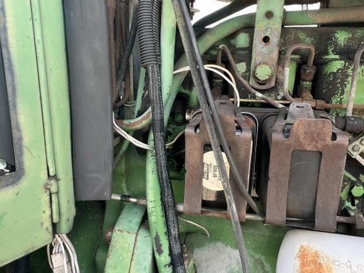 john-deere-4640-image-8