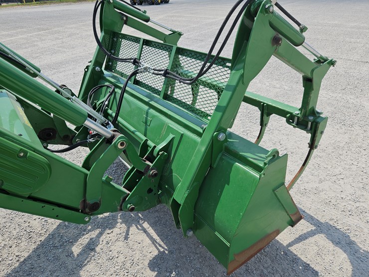 2023-john-deere-6145m-image-23