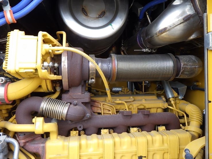 2023-deere-544p-image-22