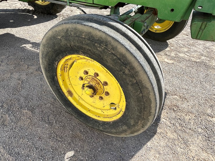 john-deere-3055-image-66