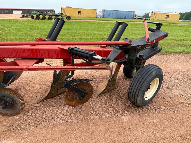 case-ih-735-image-14