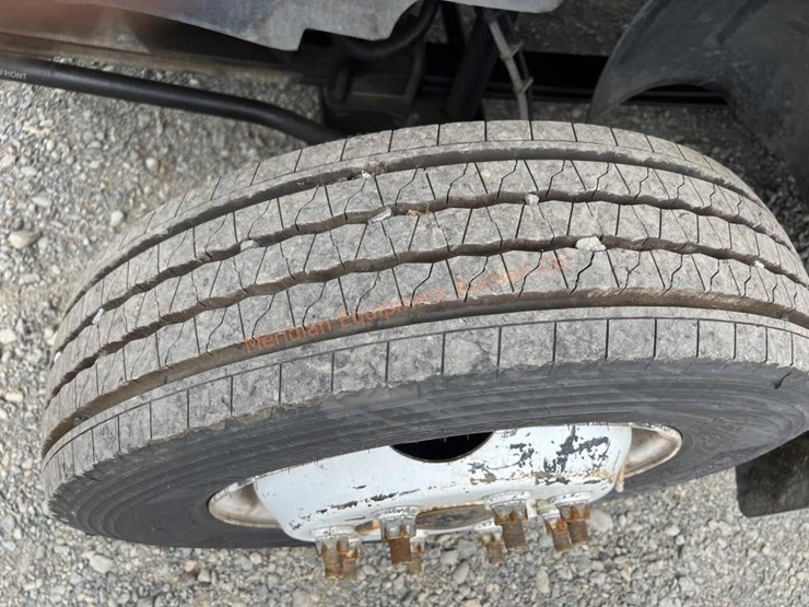 2004-gmc-topkick-c4500-image-10