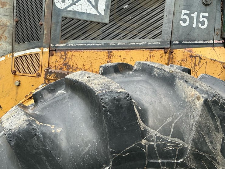 caterpillar-515-image-27