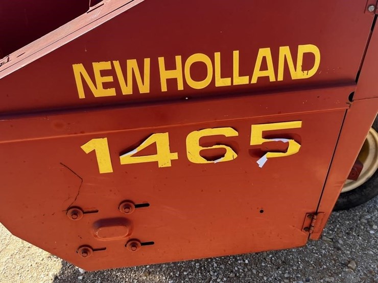 new-holland-1465-image-4