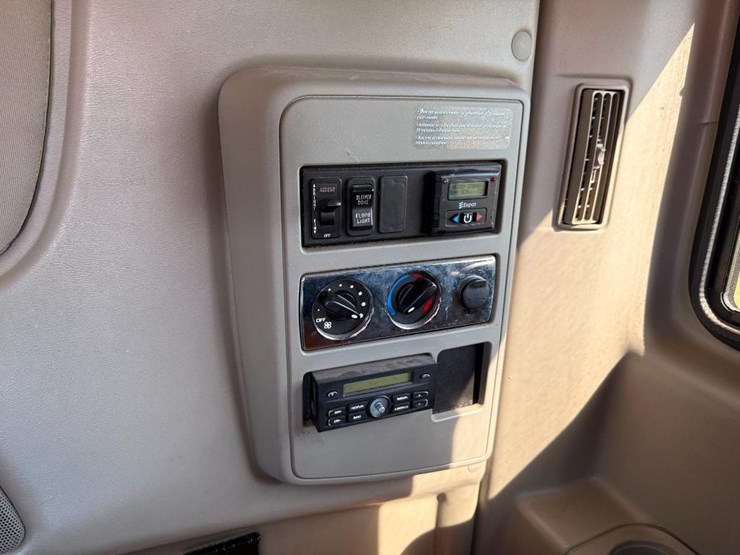 2015-international-prostar-image-69