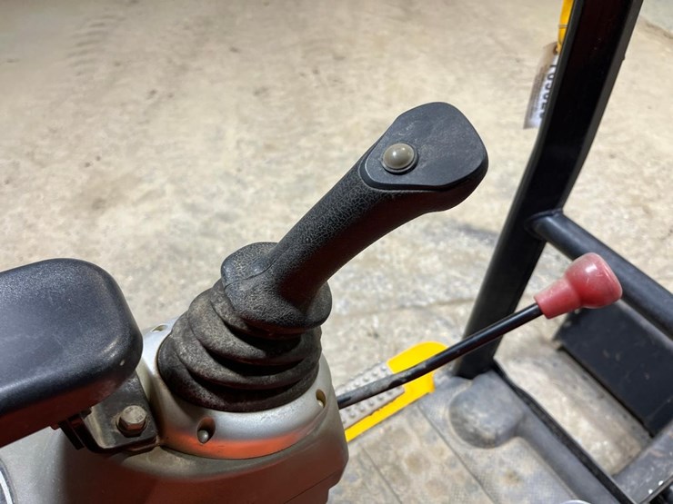 jcb-35z-1-image-30