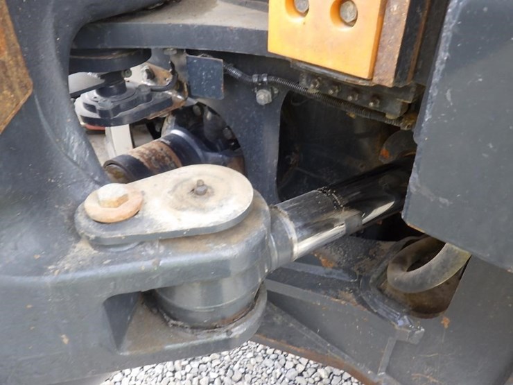 2016-komatsu-hm400-5-image-25