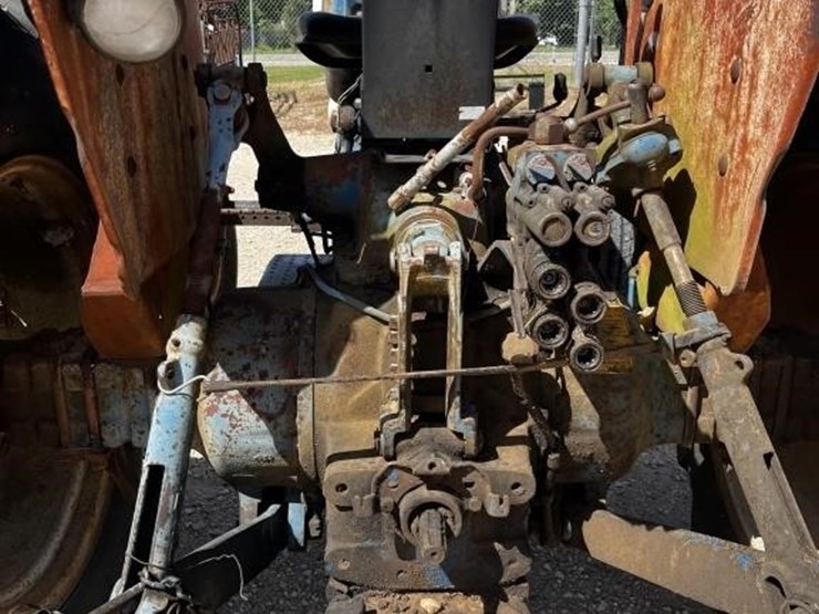 ford-tractor-image-5