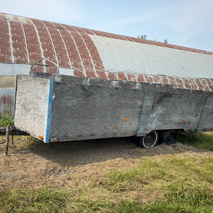 Homemade Tandem Axle Trailer **NO TITLE**