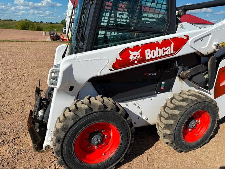 2020-bobcat-s76-image-11