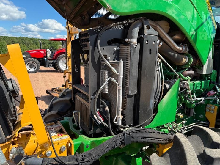 2017-john-deere-6120e-image-38