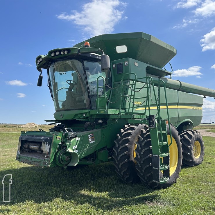 2015 JOHN DEERE S680