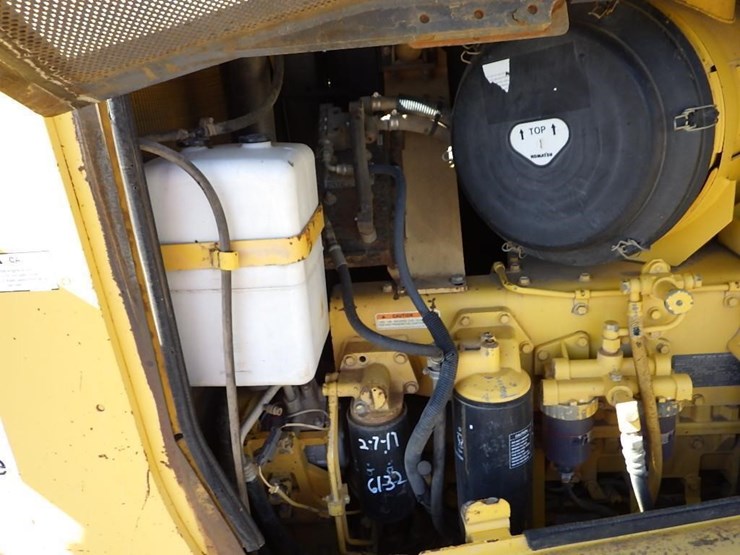 2004-komatsu-d275ax-5-image-49