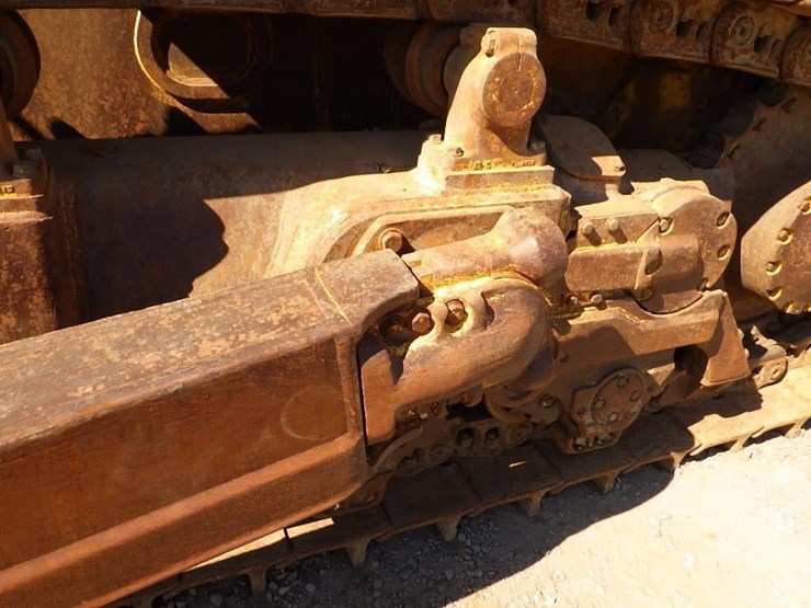 2004-komatsu-d275ax-5-image-9